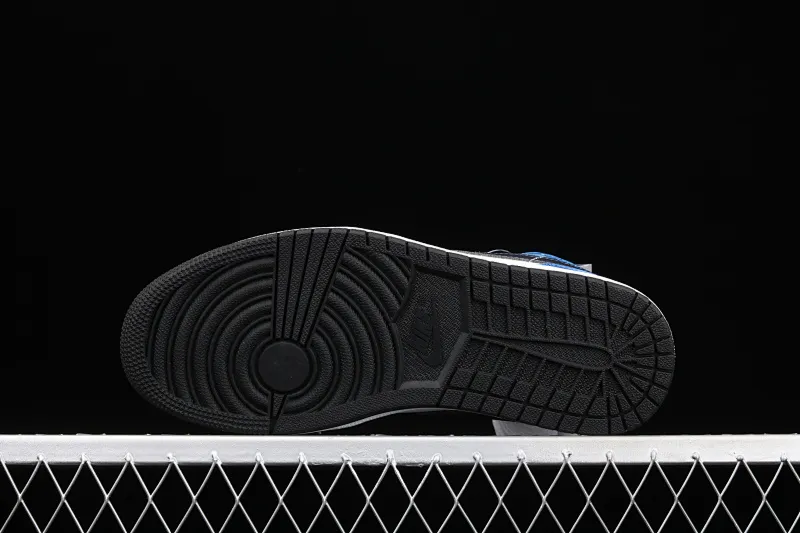 All categories Air Jordan Jordan series basketball shoes Air Jordan 1 Mid Air Jordan 1 Mid AJ1 Joe 1 patent leather white and blue Zhongbang basketball shoes DD6834-402